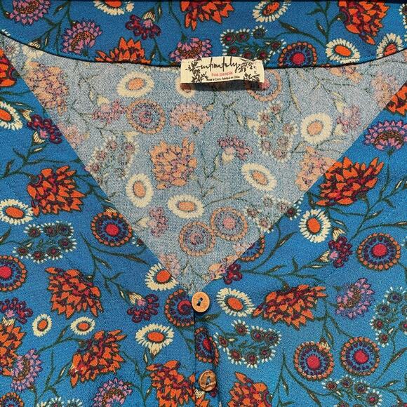 Intimately Free People Bodysuit M Azure | She’s Dainty Floral Bell Sleeve V-Neck - Picture 3 of 8